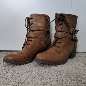 Refuge Brown Combat Boots 8.5